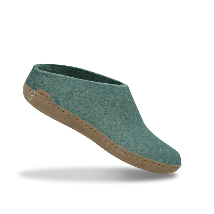 The leather slip-on north sea