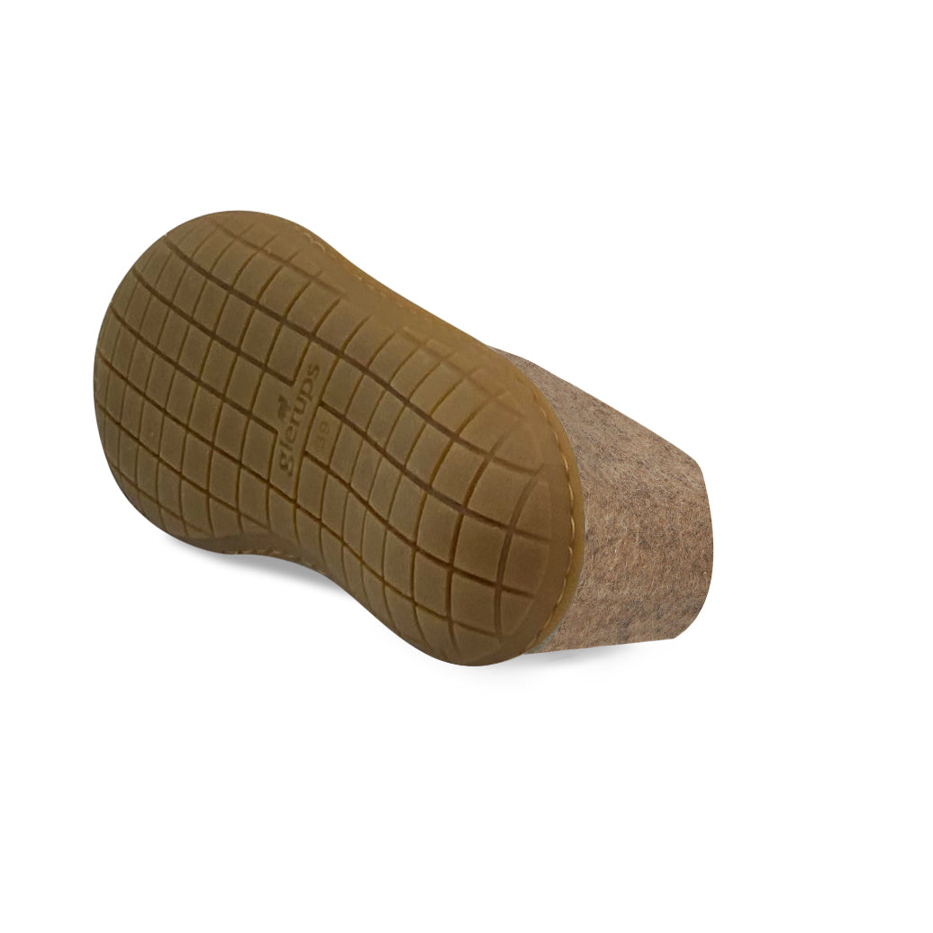 The honey rubber shoe sand