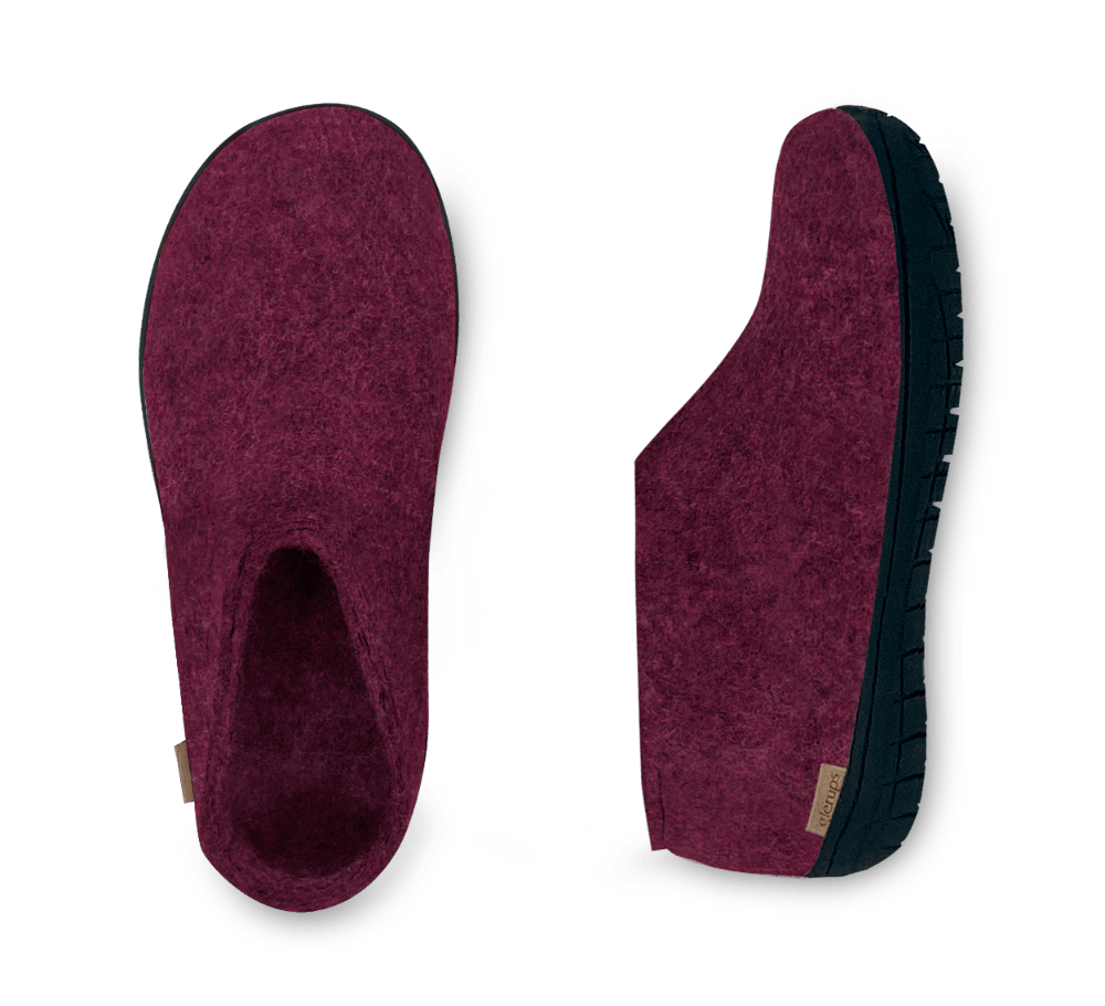 The black rubber shoe cranberry