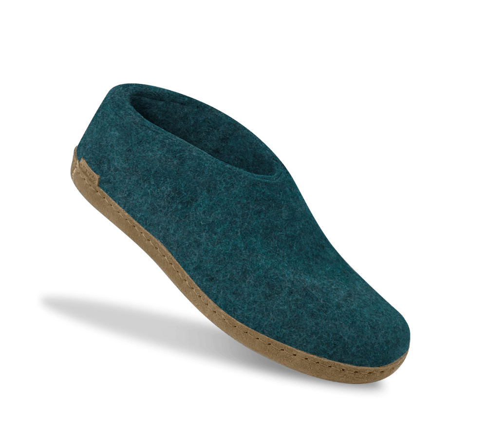 The leather shoe petrol