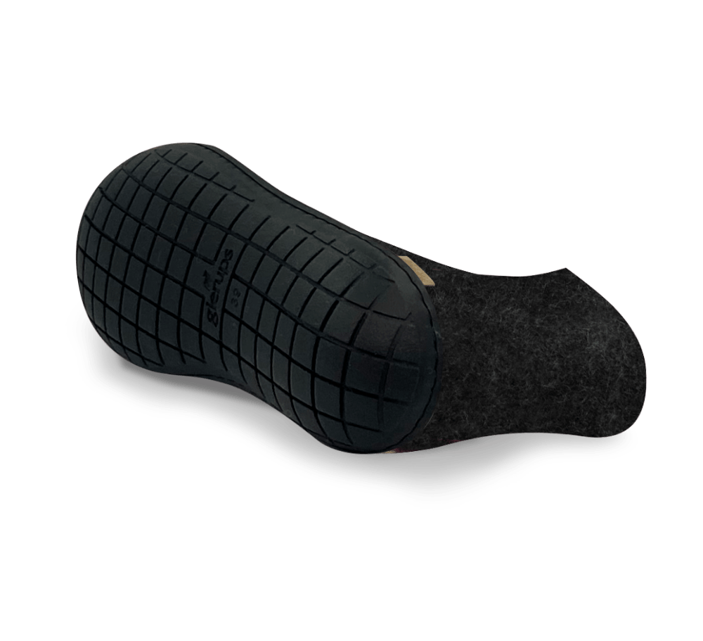 The black rubber boot charcoal